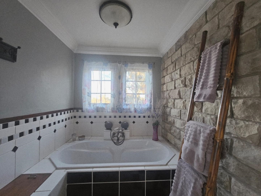 3 Bedroom Property for Sale in Ladybrand Free State